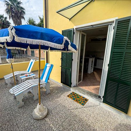 Appartamento La Spiaggia Bordighera Bagian luar foto
