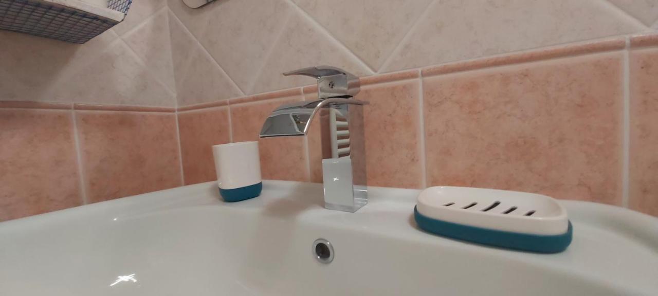 Appartamento La Spiaggia Bordighera Bagian luar foto