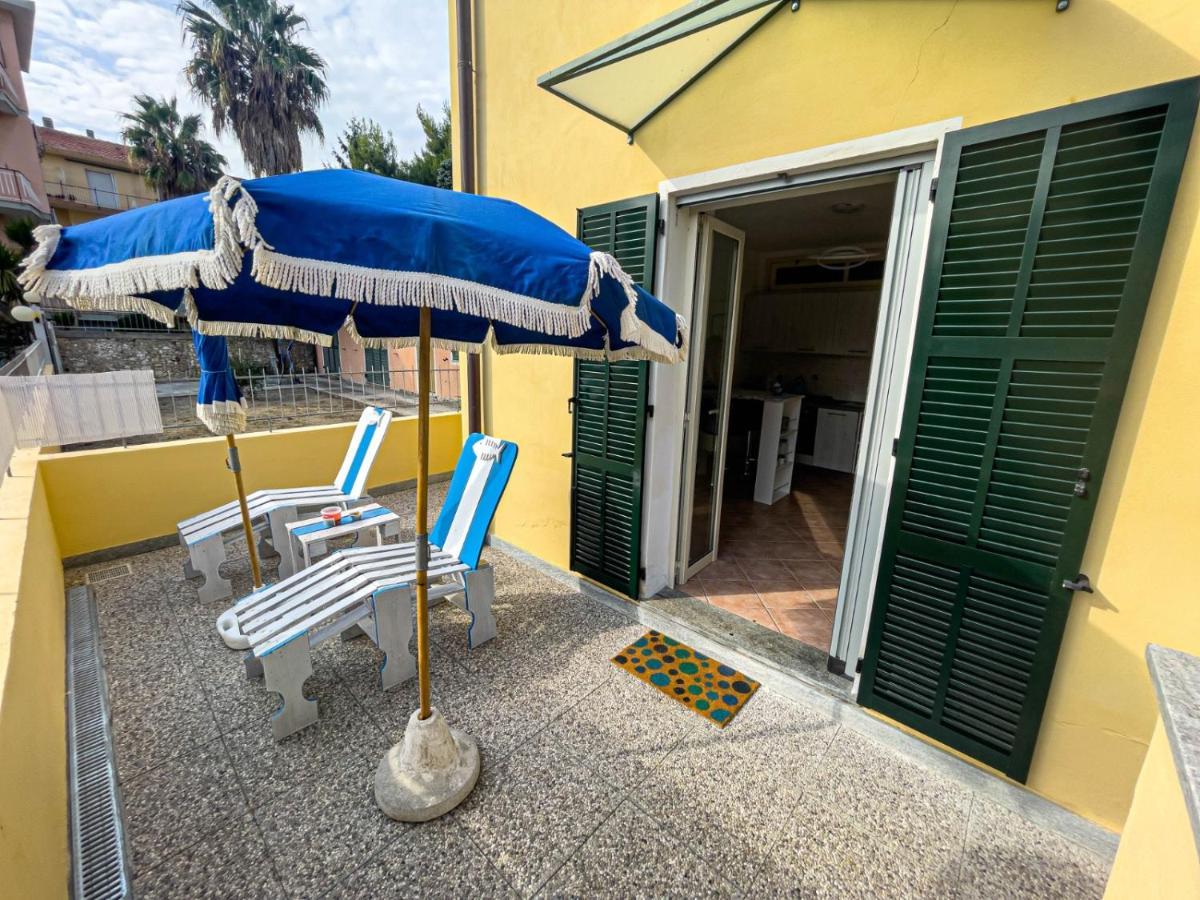 Appartamento La Spiaggia Bordighera Bagian luar foto